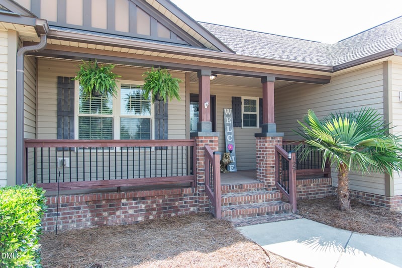 127 Woodglen Dr, Clayton, NC 27527