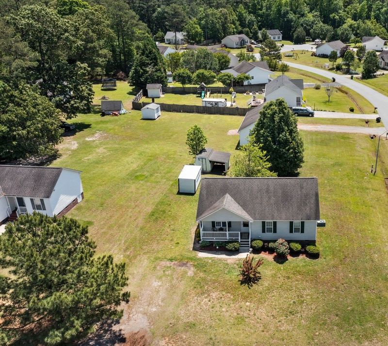 127 Yellow Stone Ln, Smithfield, NC 27577