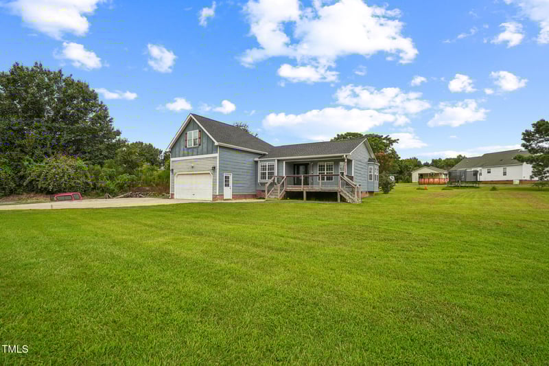 1270 Old School Rd, Four Oaks, NC 27524