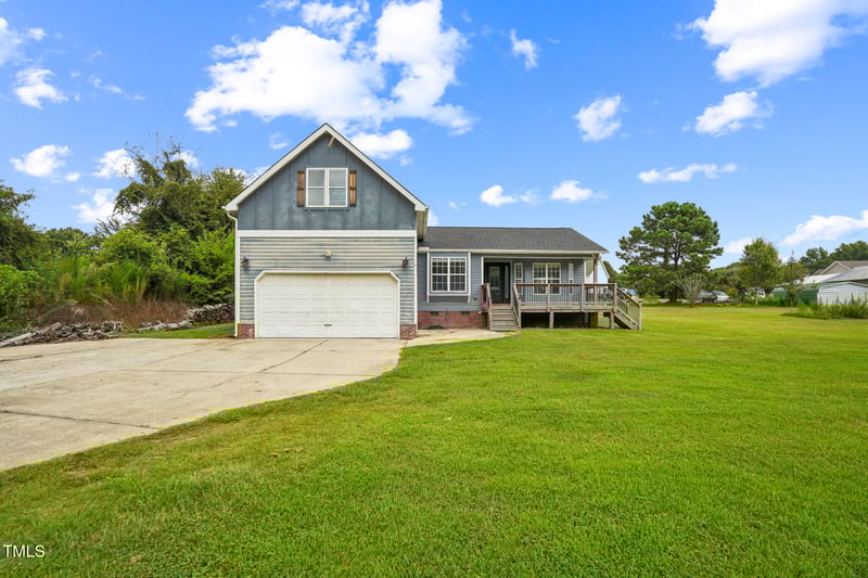 1270 Old School Rd, Four Oaks, NC 27524