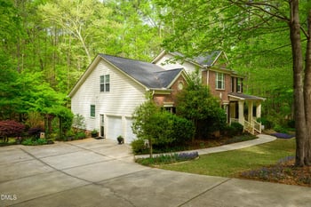 12709 Scenic Dr, Raleigh, NC 27614