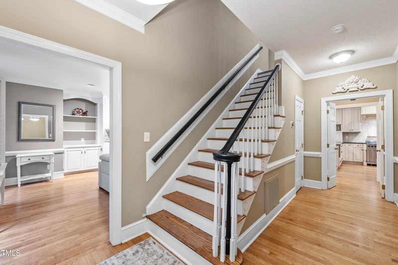 12713 Waterman Dr, Raleigh, NC 27614