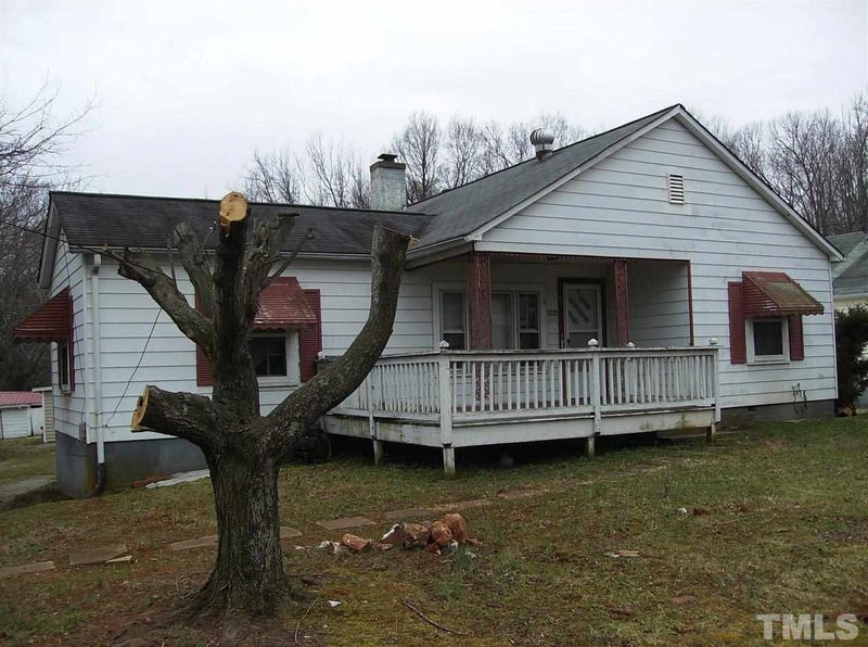 1272 10th Ave, Roxboro, NC 27573