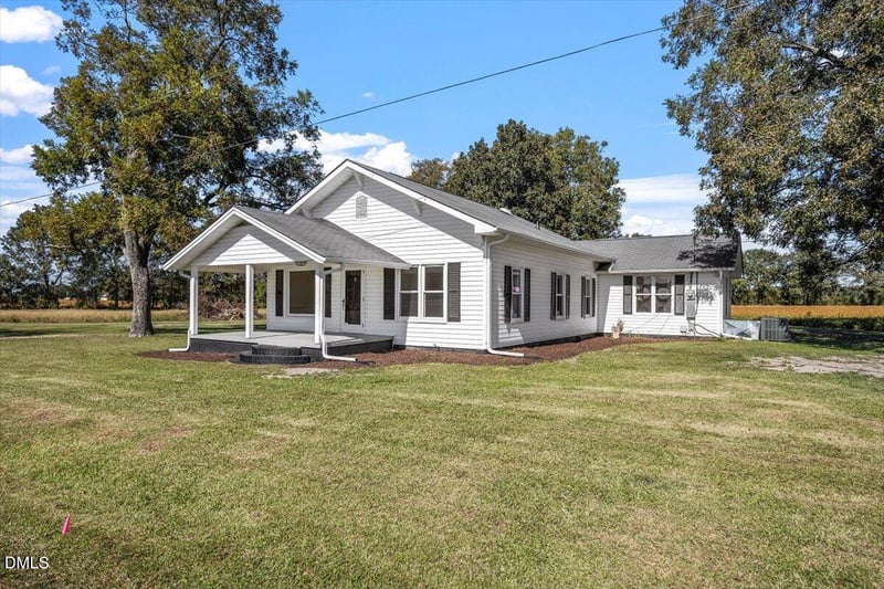1273 Brinkley Rd, Dunn, NC 28334