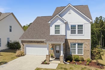 1273 Sidney Creek Dr, Zebulon, NC 27597