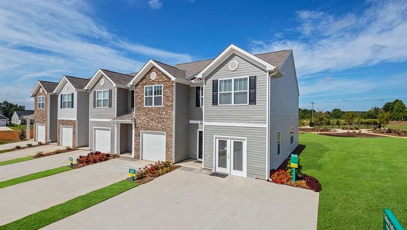 1276 Adrian Ct, Mebane, NC 27302