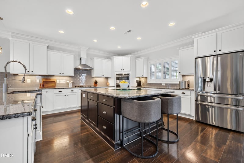 1276 Gloriosa St, Apex, NC 27523