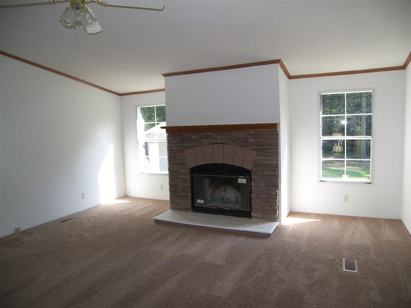 12767 Eagle Ridge Dr, Zebulon, NC 27597