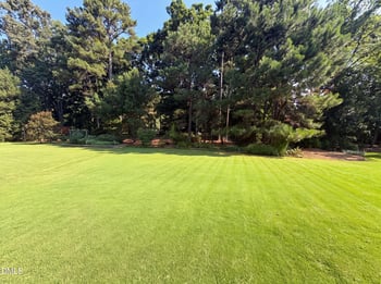 1279 Dairy Glen Dr, Fuquay Varina, NC 27526