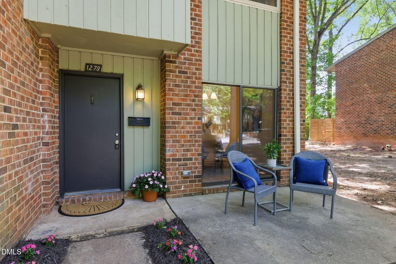 1279 Teakwood Pl, Raleigh, NC 27606