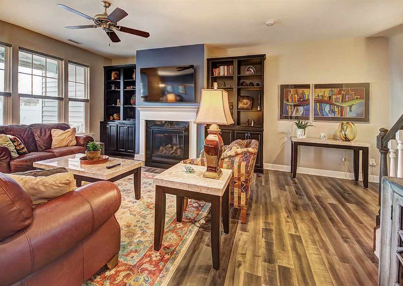 128 Acorn Hollow Pl, Durham, NC 27703