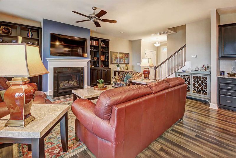 128 Acorn Hollow Pl, Durham, NC 27703
