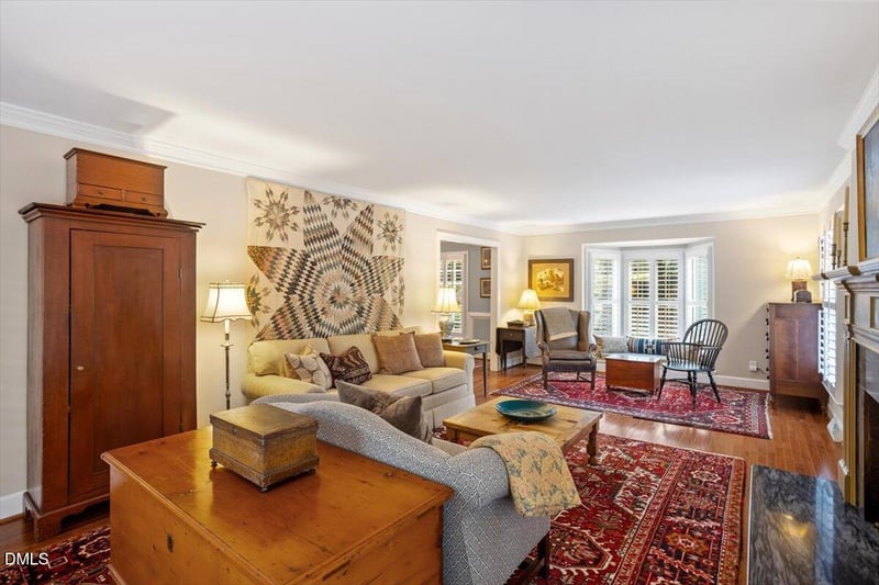128 Ammons Dr, Raleigh, NC 27609