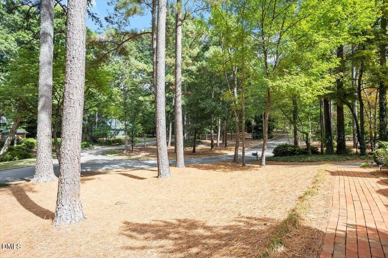 128 Ammons Dr, Raleigh, NC 27609