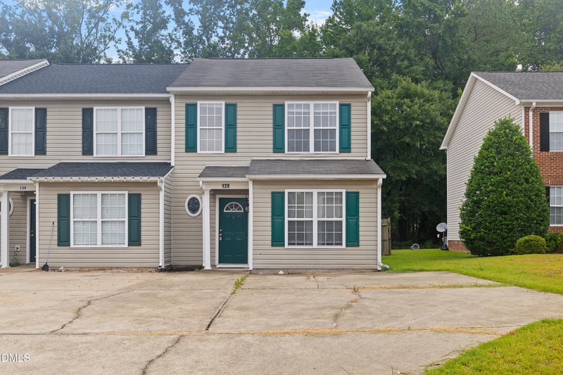 128 Anna St, Lillington, NC 27546