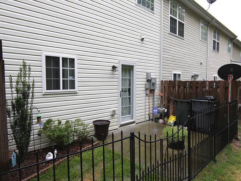 128 Anterbury Dr, Apex, NC 27502