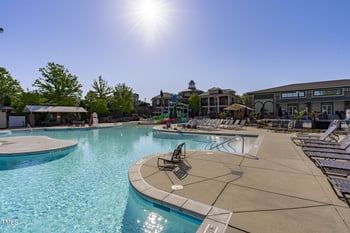128 Arvind Oaks Cir, Cary, NC 27519