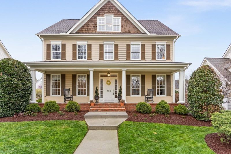 128 Barclay Valley Dr, Cary, NC 27519