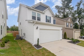 128 Begonia St, Angier, NC 27501