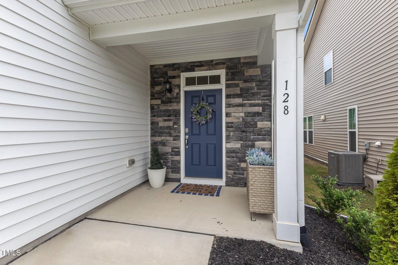 128 Begonia St, Angier, NC 27501