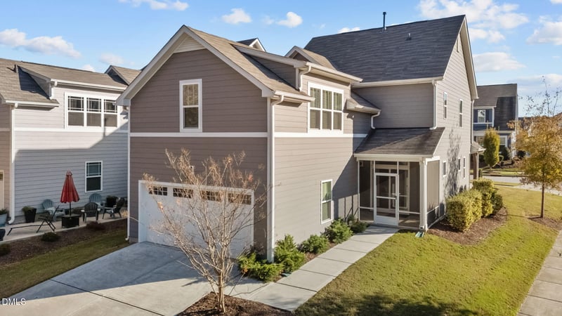 128 Canford Way, Holly Springs, NC 27540