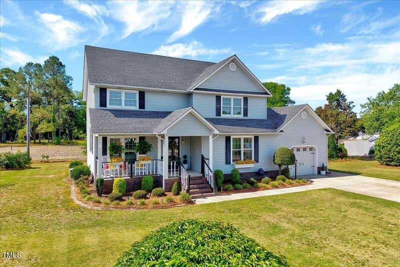 128 Christy Ln, Dunn, NC 28334