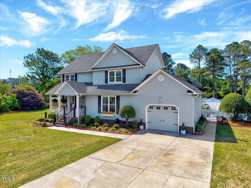 128 Christy Ln, Dunn, NC 28334