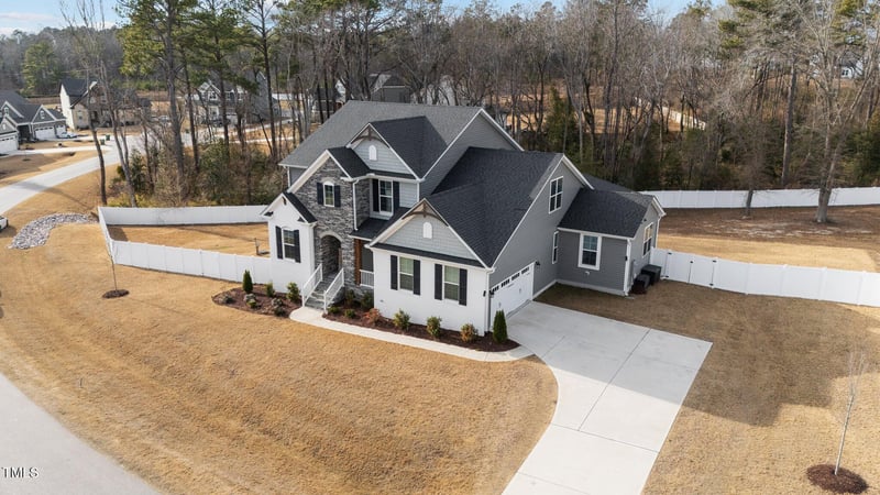 128 Clearbrook Ct, Angier, NC 27501