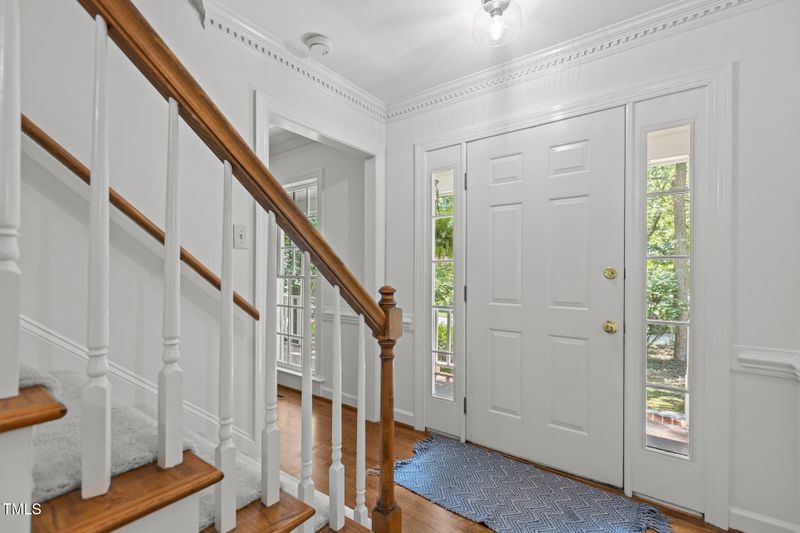 128 Cobblestone Dr, Chapel Hill, NC 27516