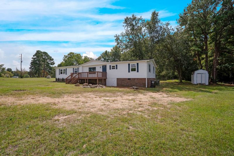 128 Country Ln, Clayton, NC 27520