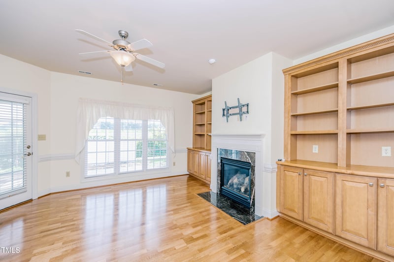 128 Crescent Dr, Dunn, NC 28334