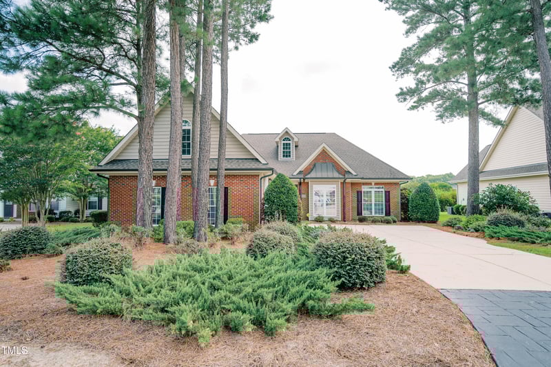 128 Crescent Dr, Dunn, NC 28334