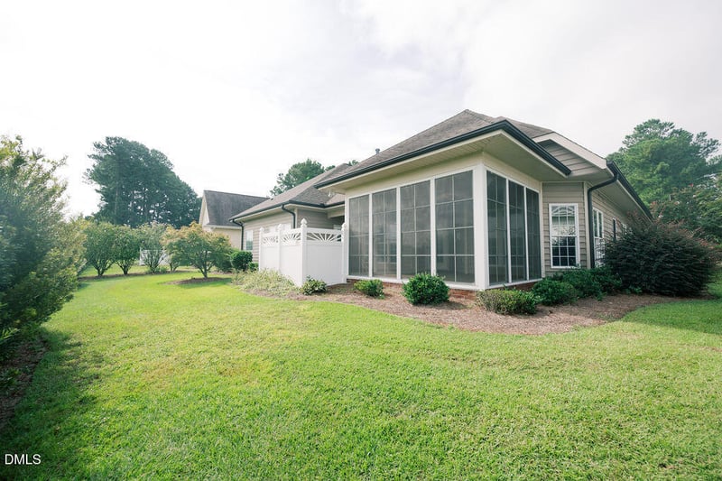 128 Crescent Dr, Dunn, NC 28334