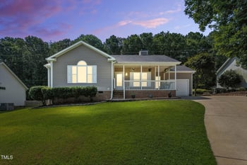 128 Crossfire Rd, Holly Springs, NC 27540