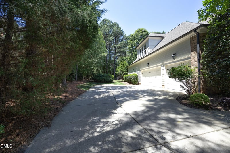 128 Dartmoor Ln, Raleigh, NC 27614