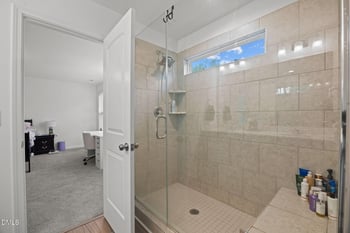 128 Davinhall Dr, Fuquay Varina, NC 27526