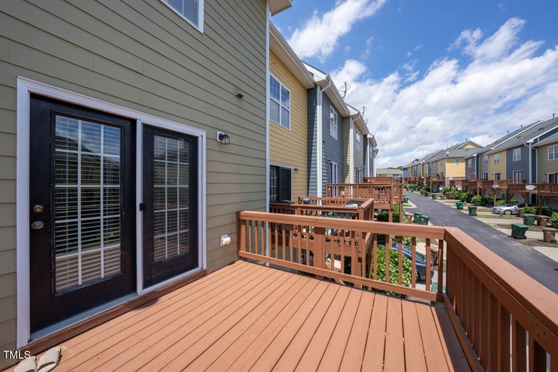 128 Dove Cottage Ln, Cary, NC 27519