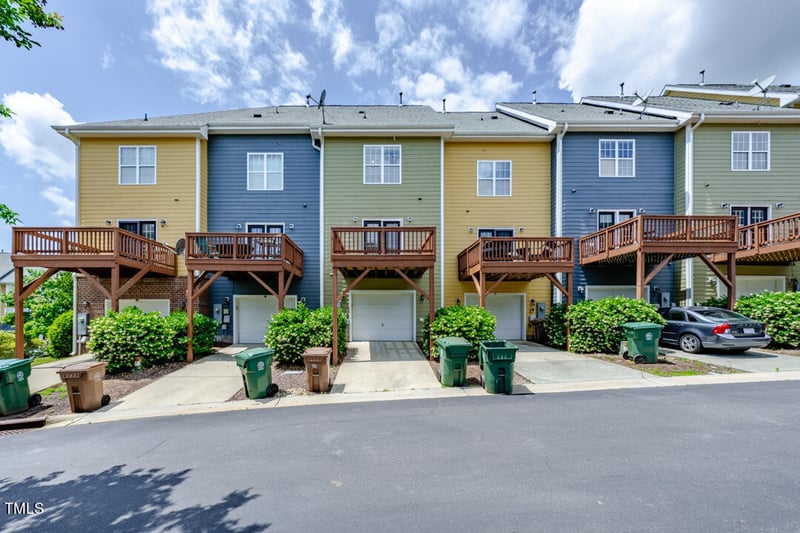 128 Dove Cottage Ln, Cary, NC 27519