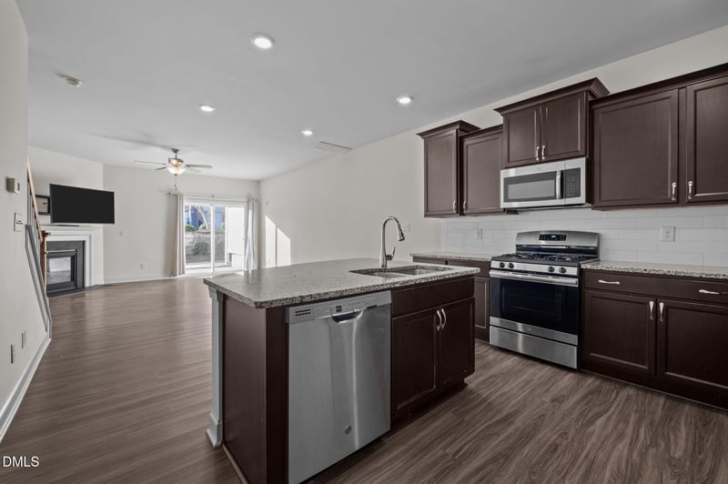 128 Galway Glenn Ln, Durham, NC 27705