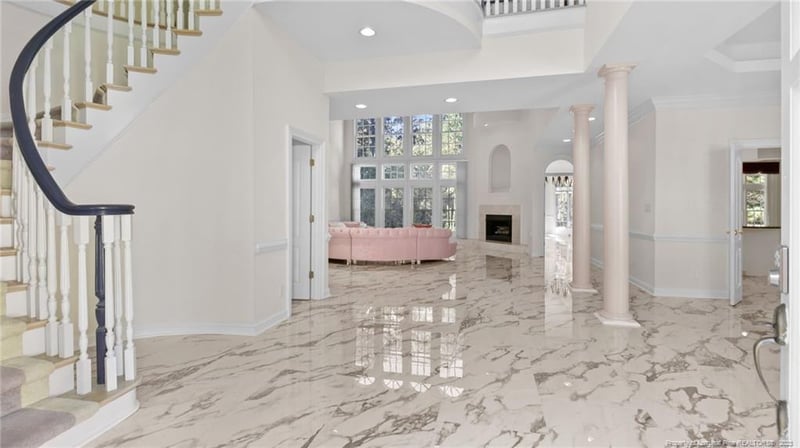 128 Great Oaks Dr, Fayetteville, NC 28303