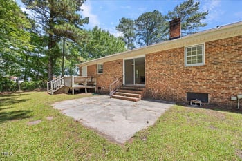 128 Hill St, Goldsboro, NC 27534