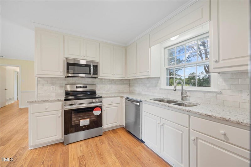 128 Hill St, Goldsboro, NC 27534