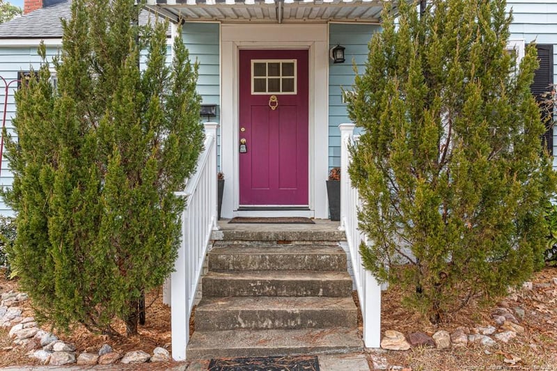 128 John St, Fayetteville, NC 28305