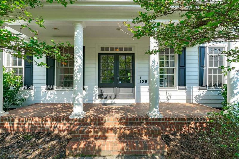 128 Lantern Ridge Ln, Cary, NC 27519