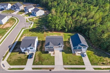 128 Maple Tree Ln, Clayton, NC 27527