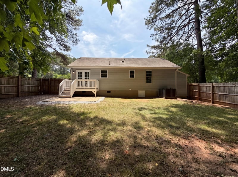 128 Mill Creek Dr, Youngsville, NC 27596
