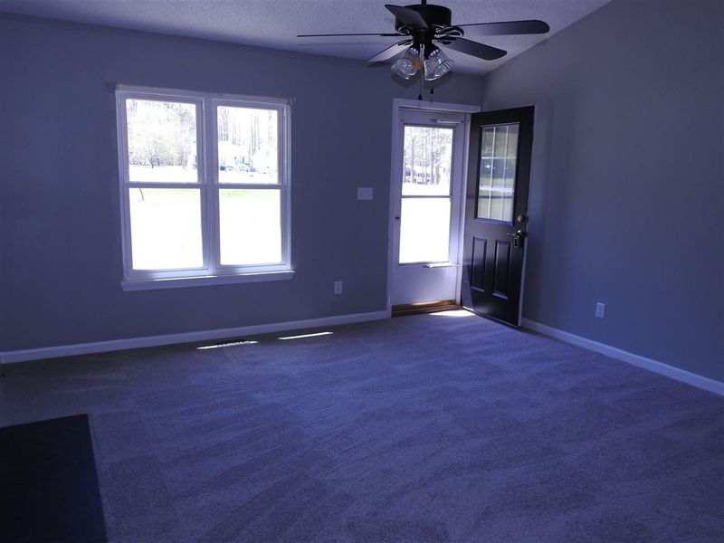 128 Mill Creek Rd, Youngsville, NC 27596