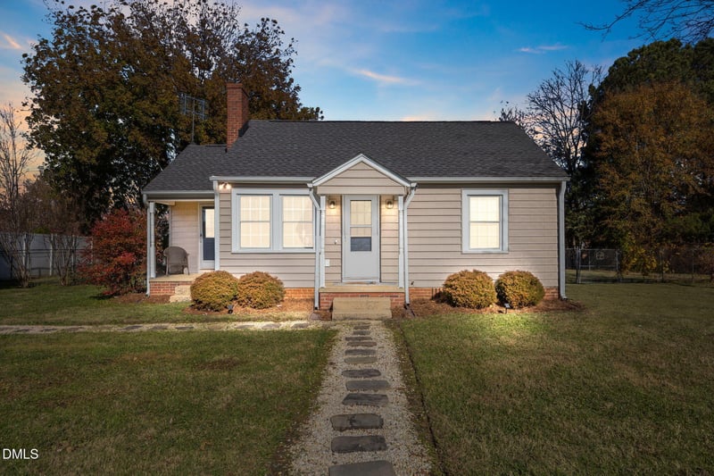 128 Moore St, Graham, NC 27253