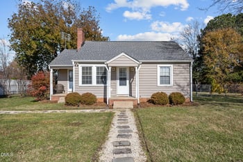 128 Moore St, Graham, NC 27253