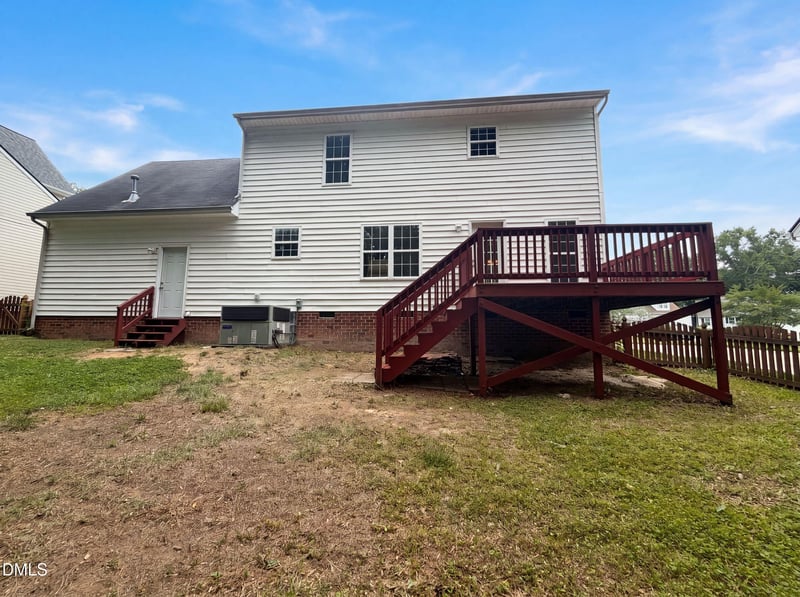 128 Morena Dr, Holly Springs, NC 27540